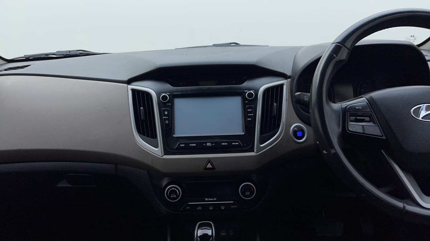 Used 2016 Hyundai Creta [2015-2018] 1.6 SX Plus Auto Petrol Petrol Automatic interior MUSIC SYSTEM & AC CONTROL VIEW