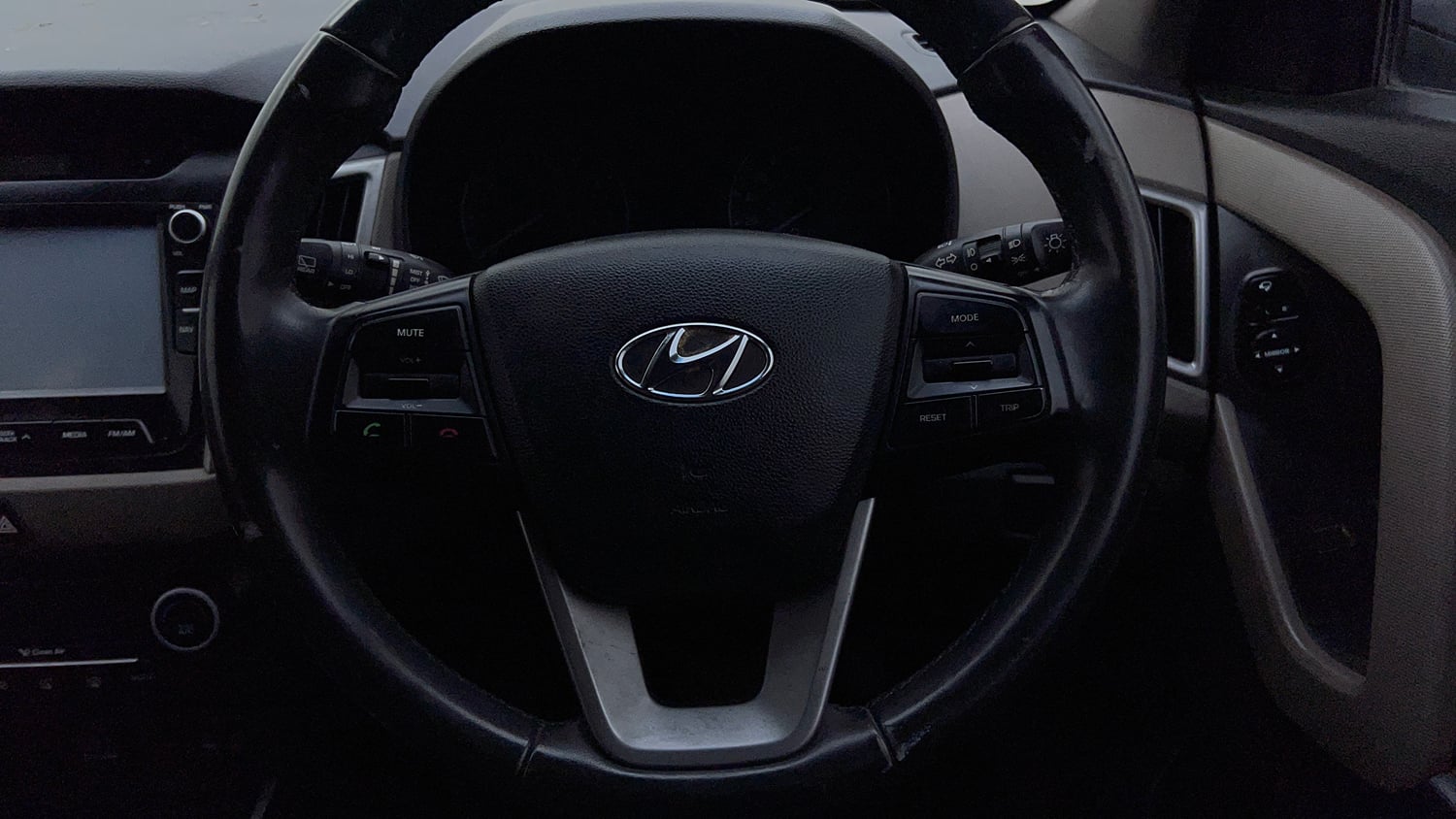 Used 2016 Hyundai Creta [2015-2018] 1.6 SX Plus Auto Petrol Petrol Automatic top_features Airbags