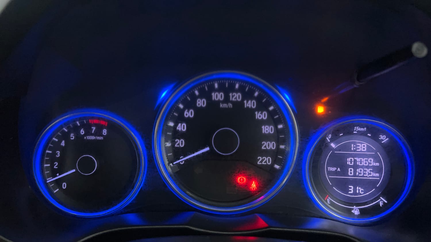 Used 2014 Honda City VX Petrol Manual interior CLUSTERMETER VIEW
