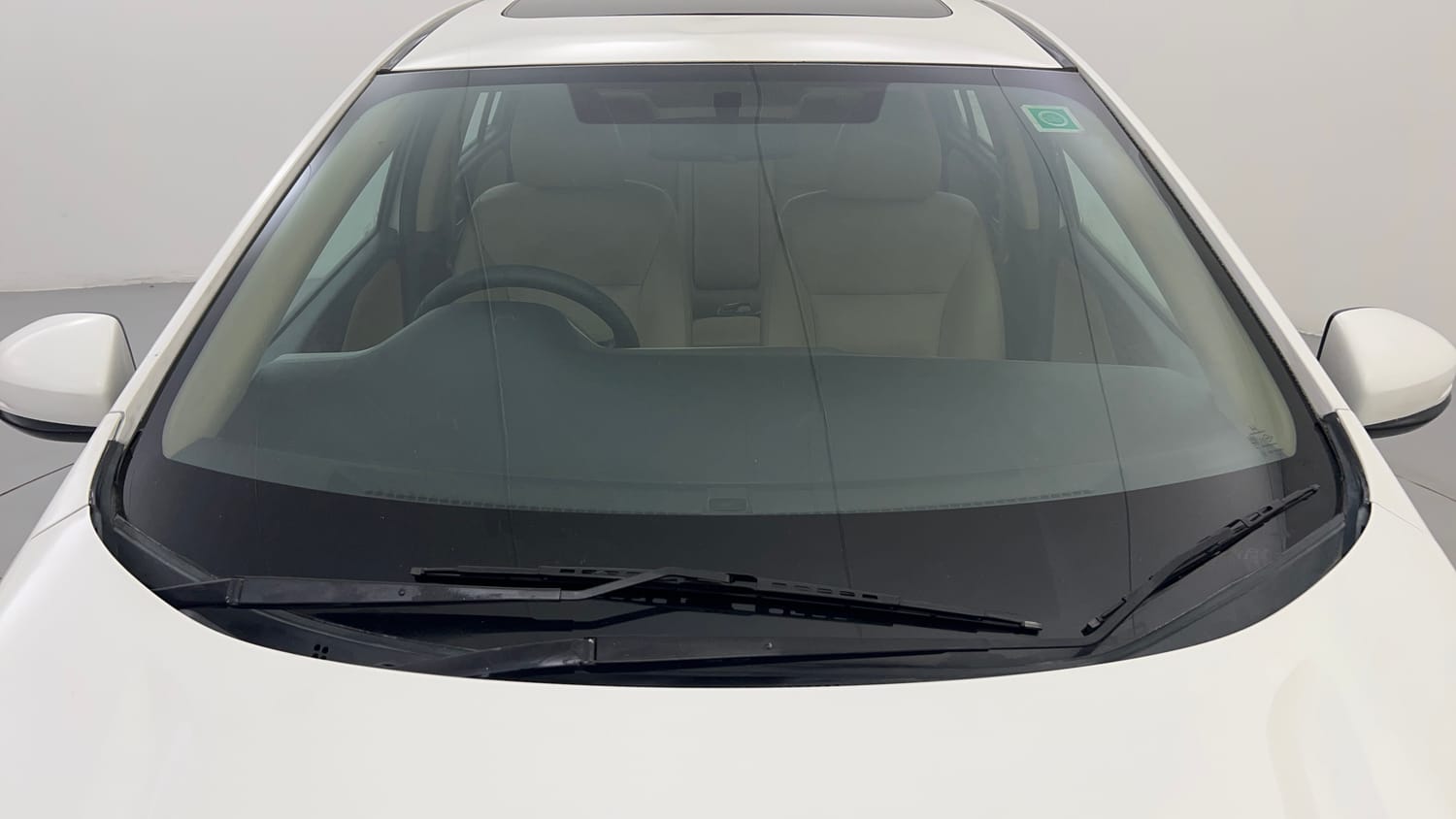 Used 2014 Honda City VX Petrol Manual exterior FRONT WINDSHIELD VIEW
