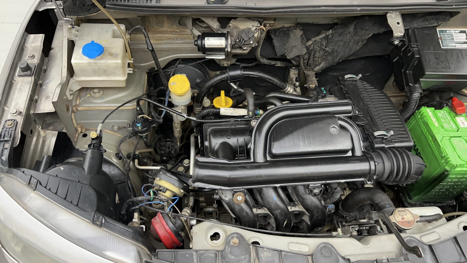 Used 2016 Renault Kwid RXL Petrol Manual engine ENGINE RIGHT SIDE VIEW