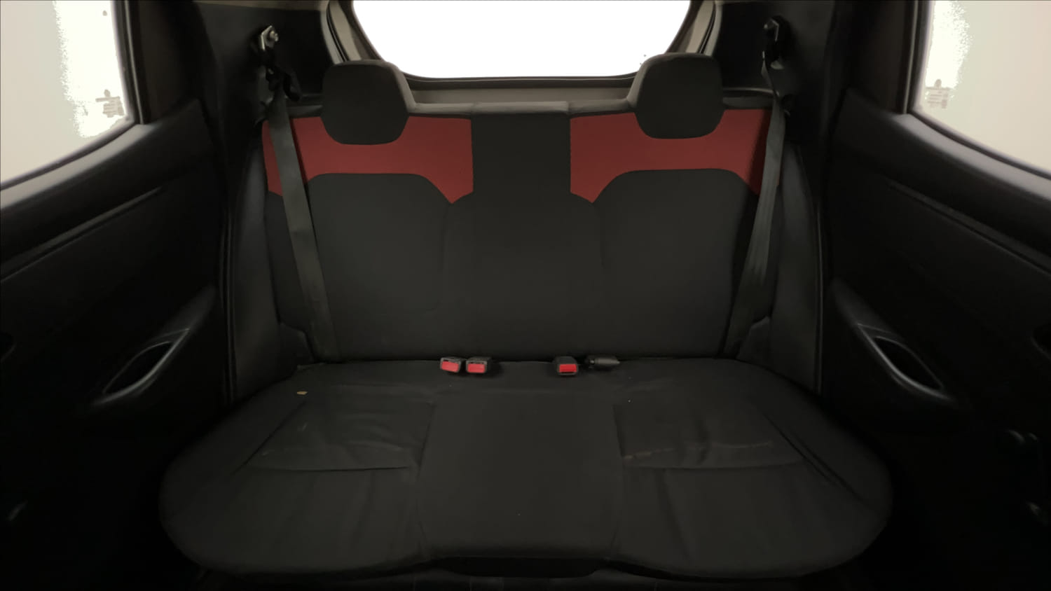 Used 2016 Renault Kwid RXL Petrol Manual interior REAR SEAT CONDITION VIEW