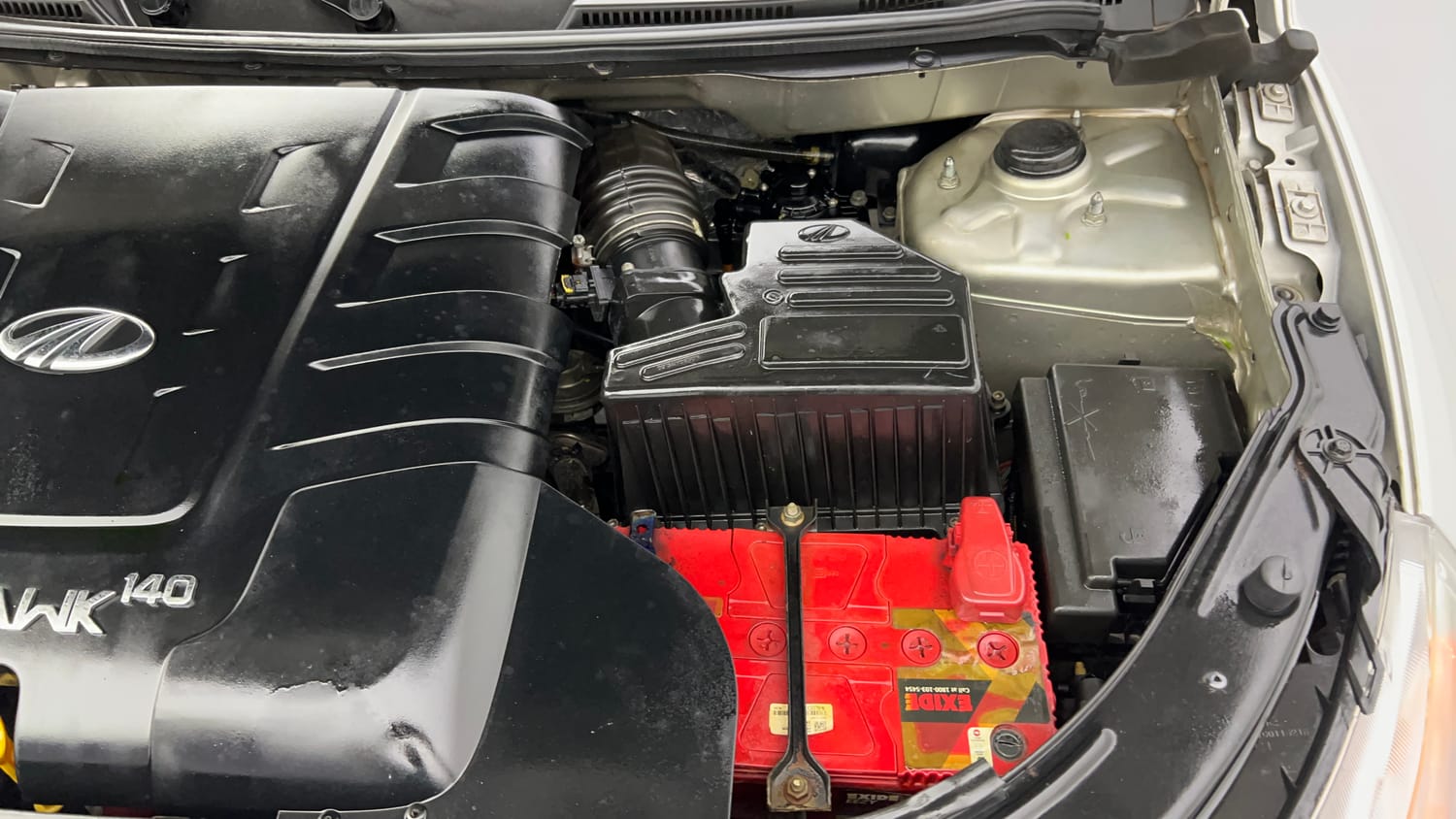 Used 2017 Mahindra XUV500 W8 AT Diesel Automatic engine ENGINE LEFT SIDE VIEW