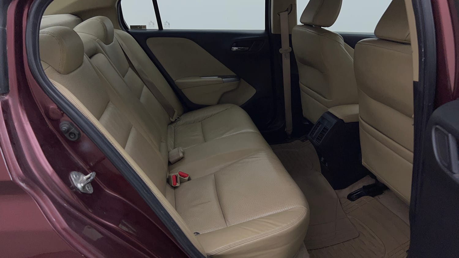 Used 2015 Honda City VX CVT Petrol Automatic interior RIGHT SIDE REAR DOOR CABIN VIEW