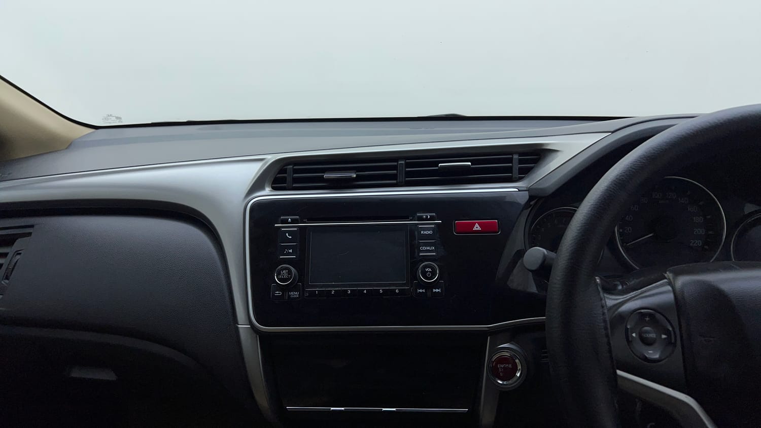 Used 2015 Honda City VX CVT Petrol Automatic interior MUSIC SYSTEM & AC CONTROL VIEW