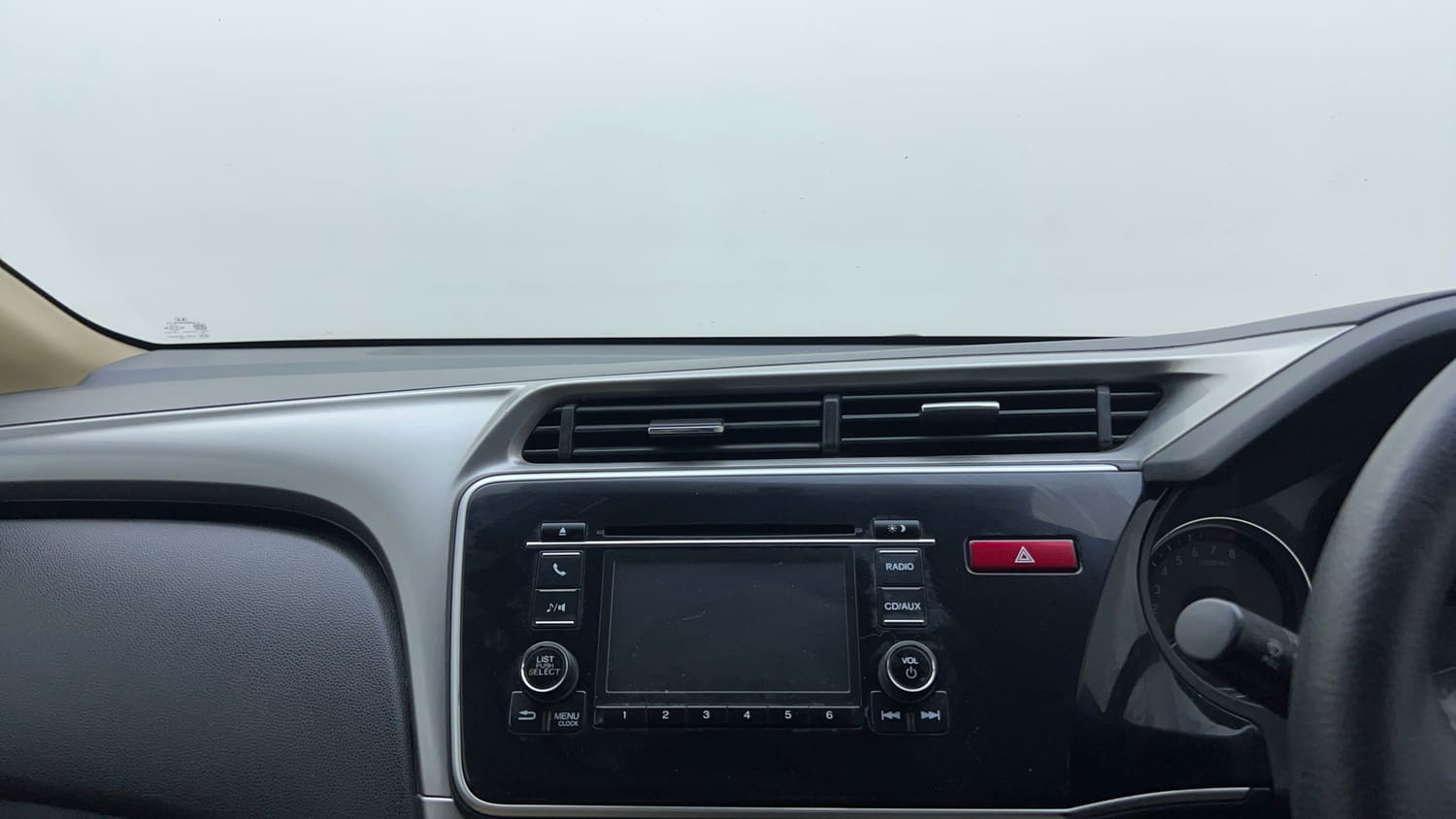 Used 2015 Honda City VX CVT Petrol Automatic top_features Integrated (in-dash) music system