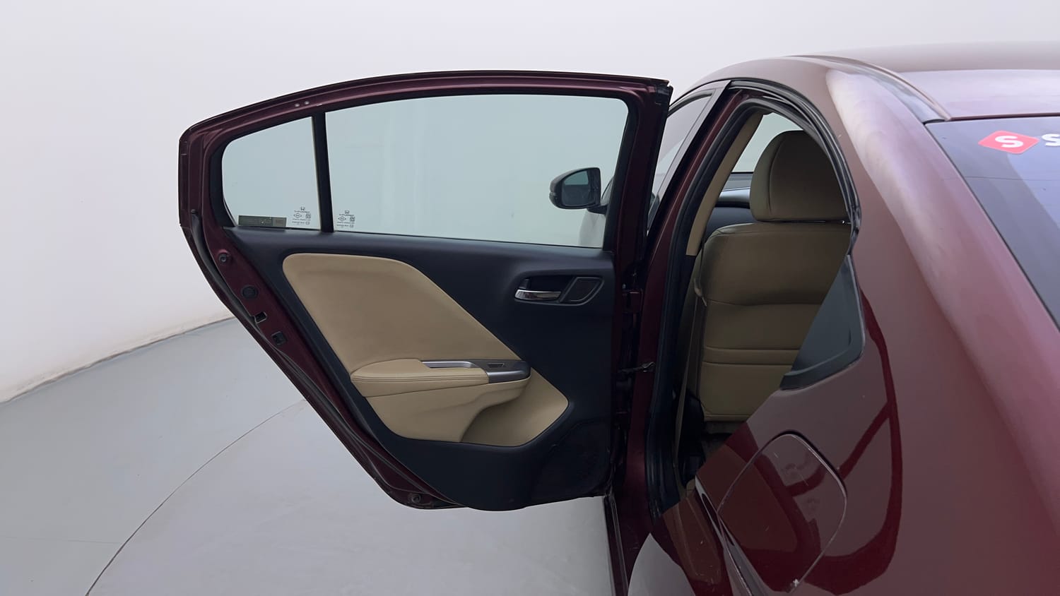 Used 2015 Honda City VX CVT Petrol Automatic interior LEFT REAR DOOR OPEN VIEW