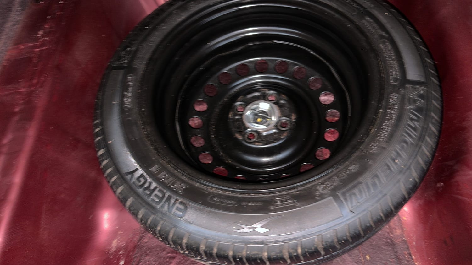 Used 2015 Honda City VX CVT Petrol Automatic tyres SPARE TYRE VIEW