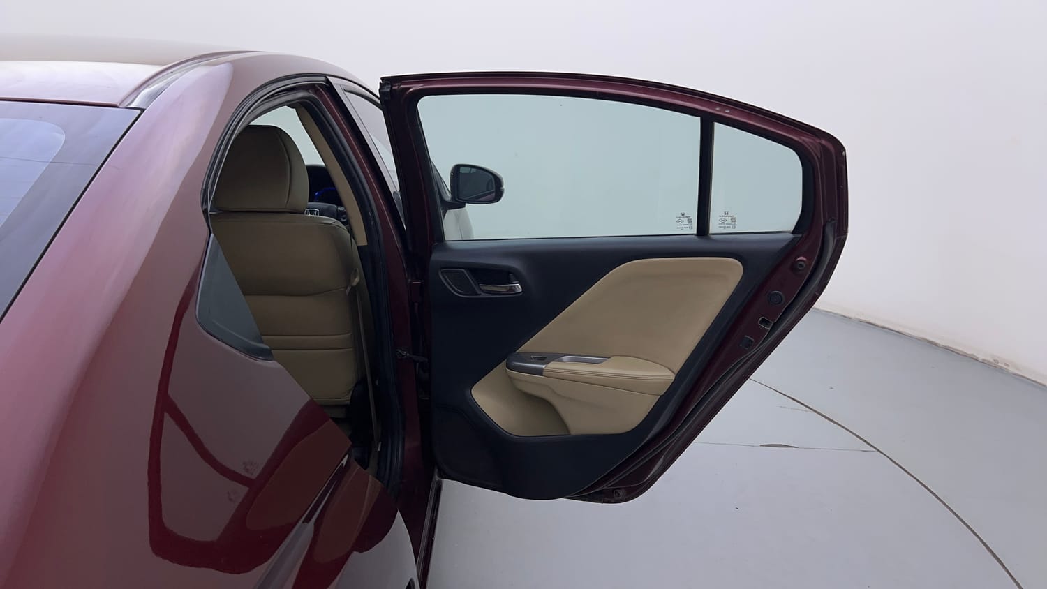 Used 2015 Honda City VX CVT Petrol Automatic interior RIGHT REAR DOOR OPEN VIEW