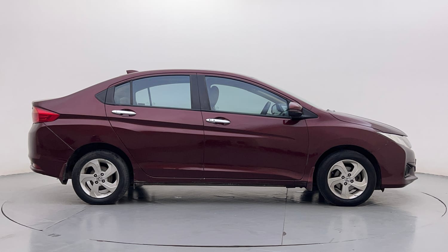 Used 2015 Honda City VX CVT Petrol Automatic exterior RIGHT SIDE VIEW