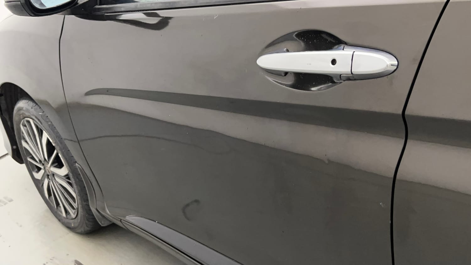 Used 2017 Honda City VX CVT Petrol Automatic dents MINOR DENT