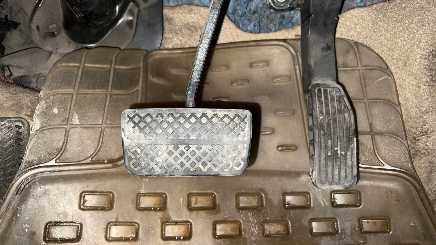 Used 2017 Honda City VX CVT Petrol Automatic interior PEDALS VIEW