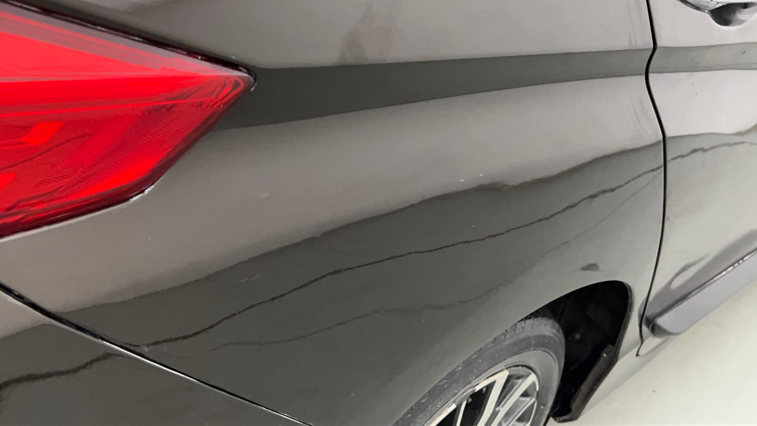 Used 2017 Honda City VX CVT Petrol Automatic dents MINOR DENT