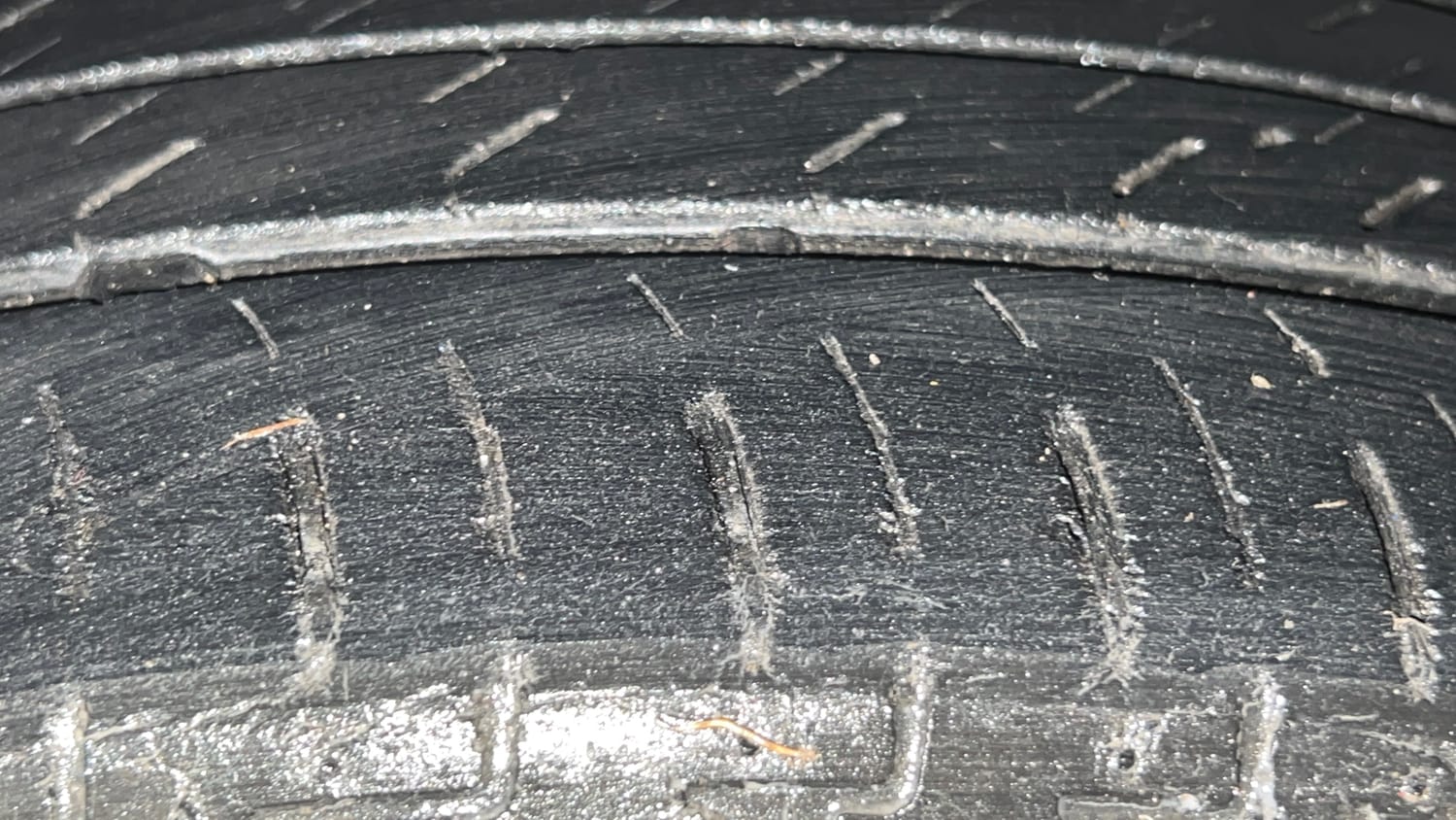 Used 2017 Honda City VX CVT Petrol Automatic tyres RIGHT REAR TYRE TREAD VIEW