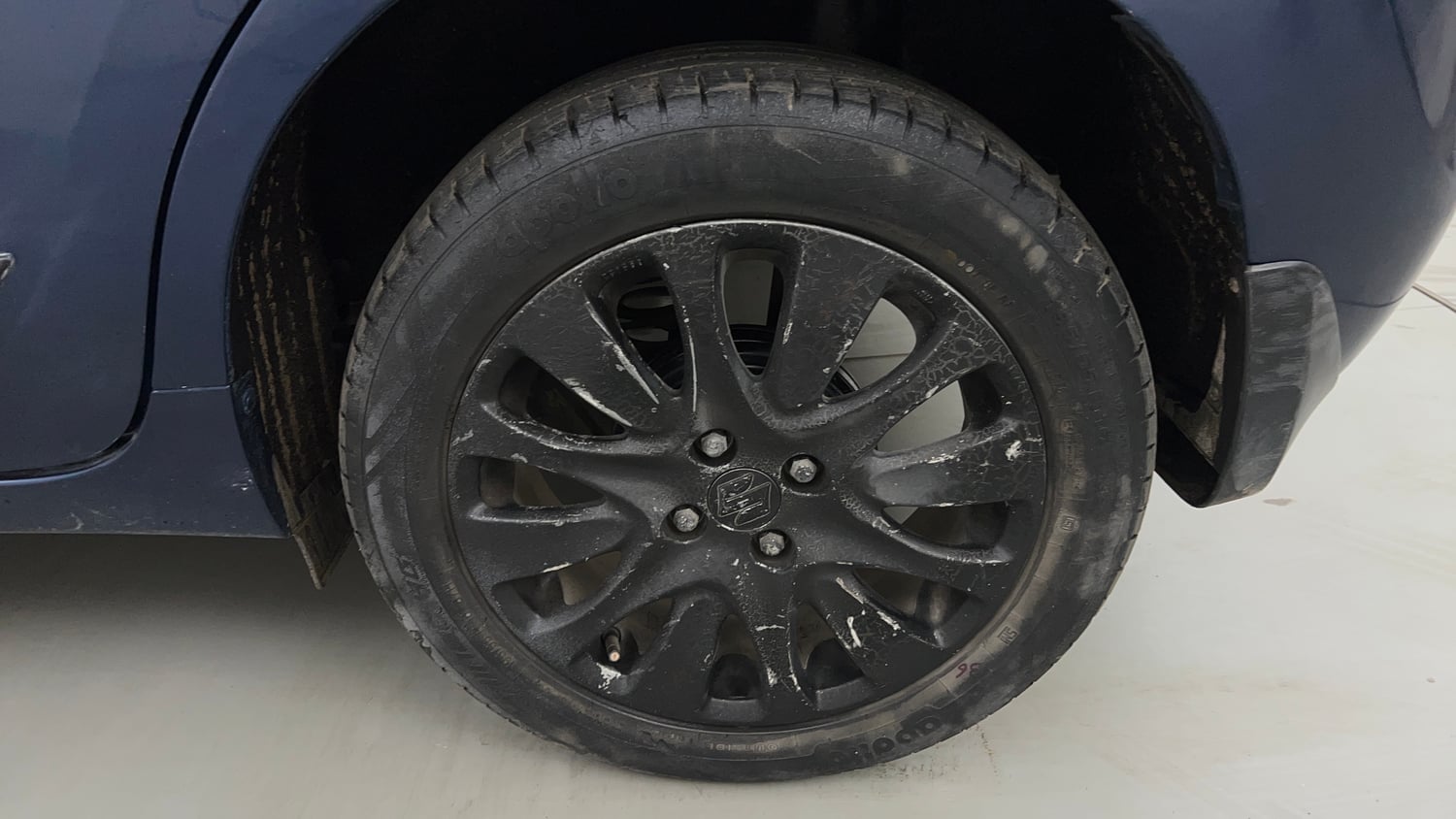 Used 2018 Maruti Suzuki Baleno Alpha 1.2 Petrol Manual tyres LEFT REAR TYRE RIM VIEW
