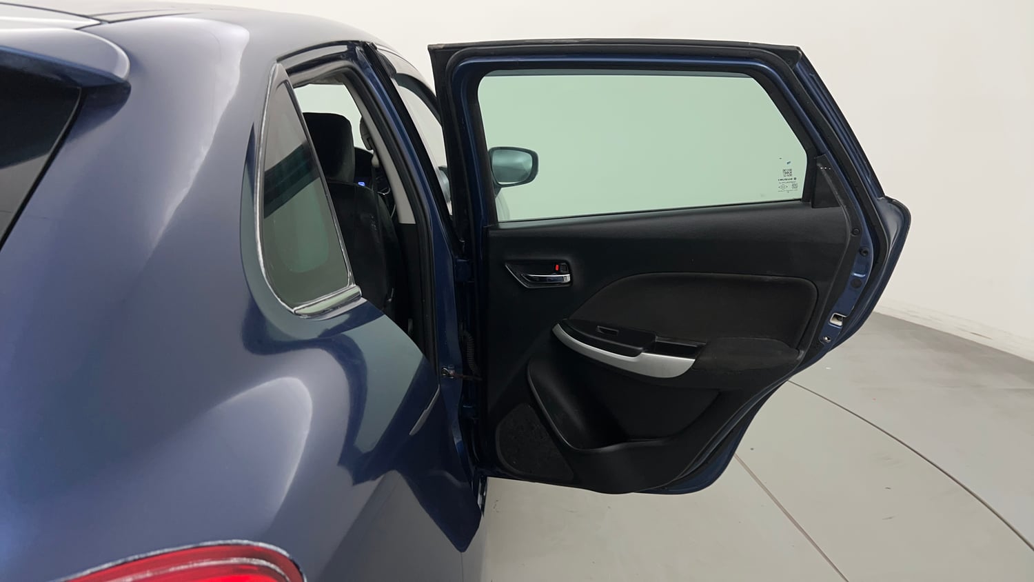 Used 2018 Maruti Suzuki Baleno Alpha 1.2 Petrol Manual interior RIGHT REAR DOOR OPEN VIEW