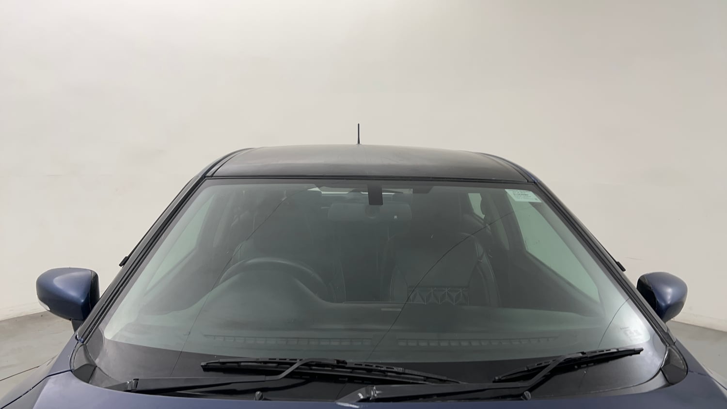 Used 2018 Maruti Suzuki Baleno Alpha 1.2 Petrol Manual exterior FRONT WINDSHIELD VIEW