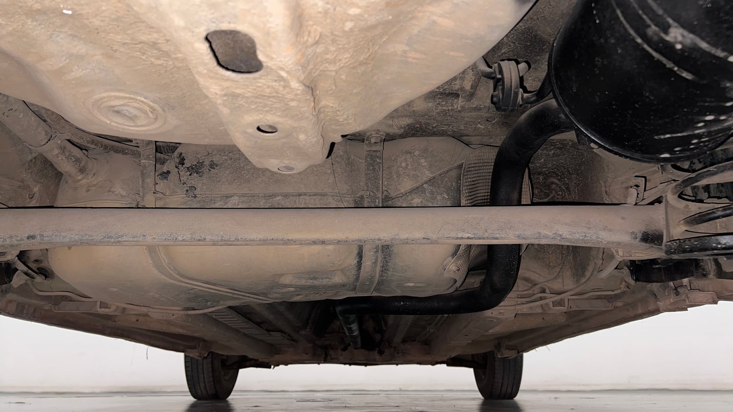 Used 2012 Maruti Suzuki Swift Dzire VDI Diesel Manual extra REAR UNDERBODY VIEW (TAKEN FROM REAR)