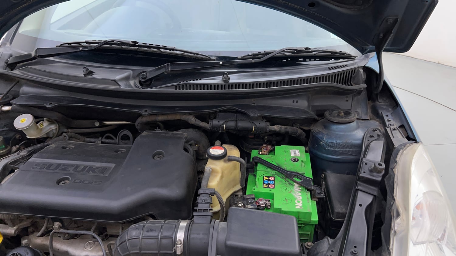 Used 2012 Maruti Suzuki Swift Dzire VDI Diesel Manual engine ENGINE LEFT SIDE HINGE & APRON VIEW
