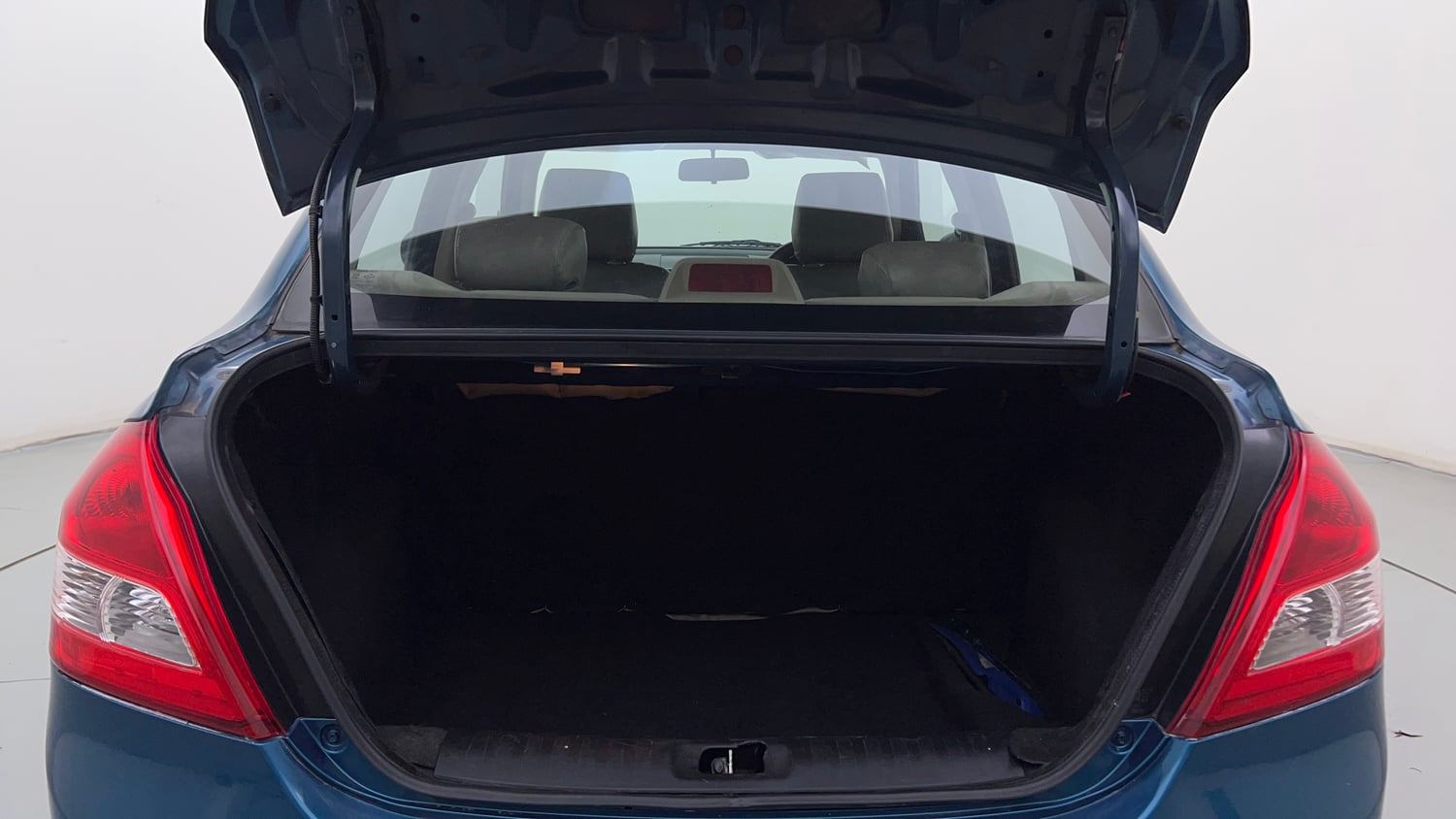 Used 2012 Maruti Suzuki Swift Dzire VDI Diesel Manual interior DICKY INSIDE VIEW