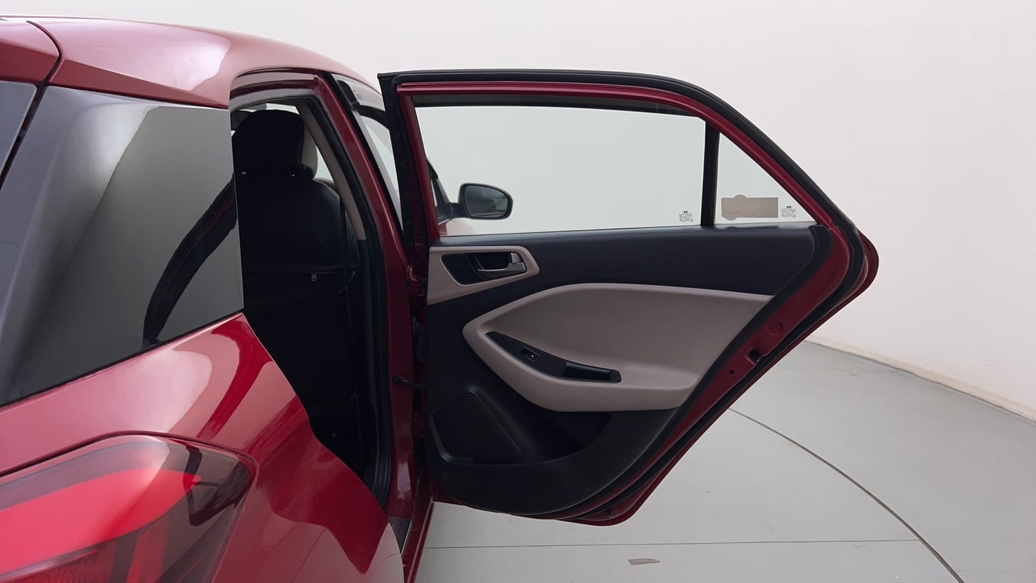 Used 2017 Hyundai Elite i20 Sportz 1.2 Petrol Manual interior RIGHT REAR DOOR OPEN VIEW
