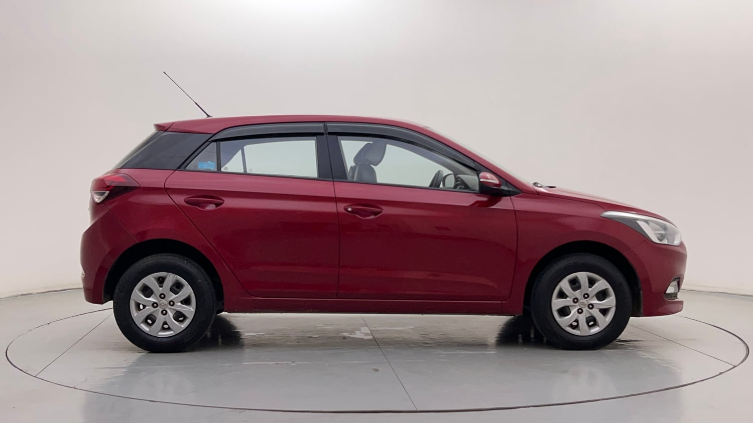 Used 2017 Hyundai Elite i20 Sportz 1.2 Petrol Manual exterior RIGHT SIDE VIEW