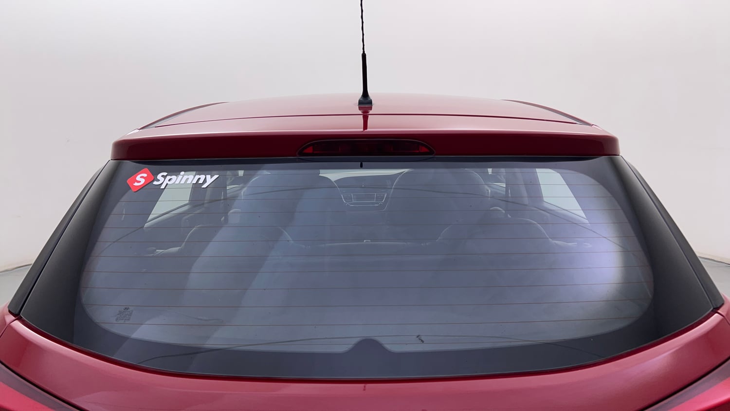 Used 2017 Hyundai Elite i20 Sportz 1.2 Petrol Manual top_features Rear defogger