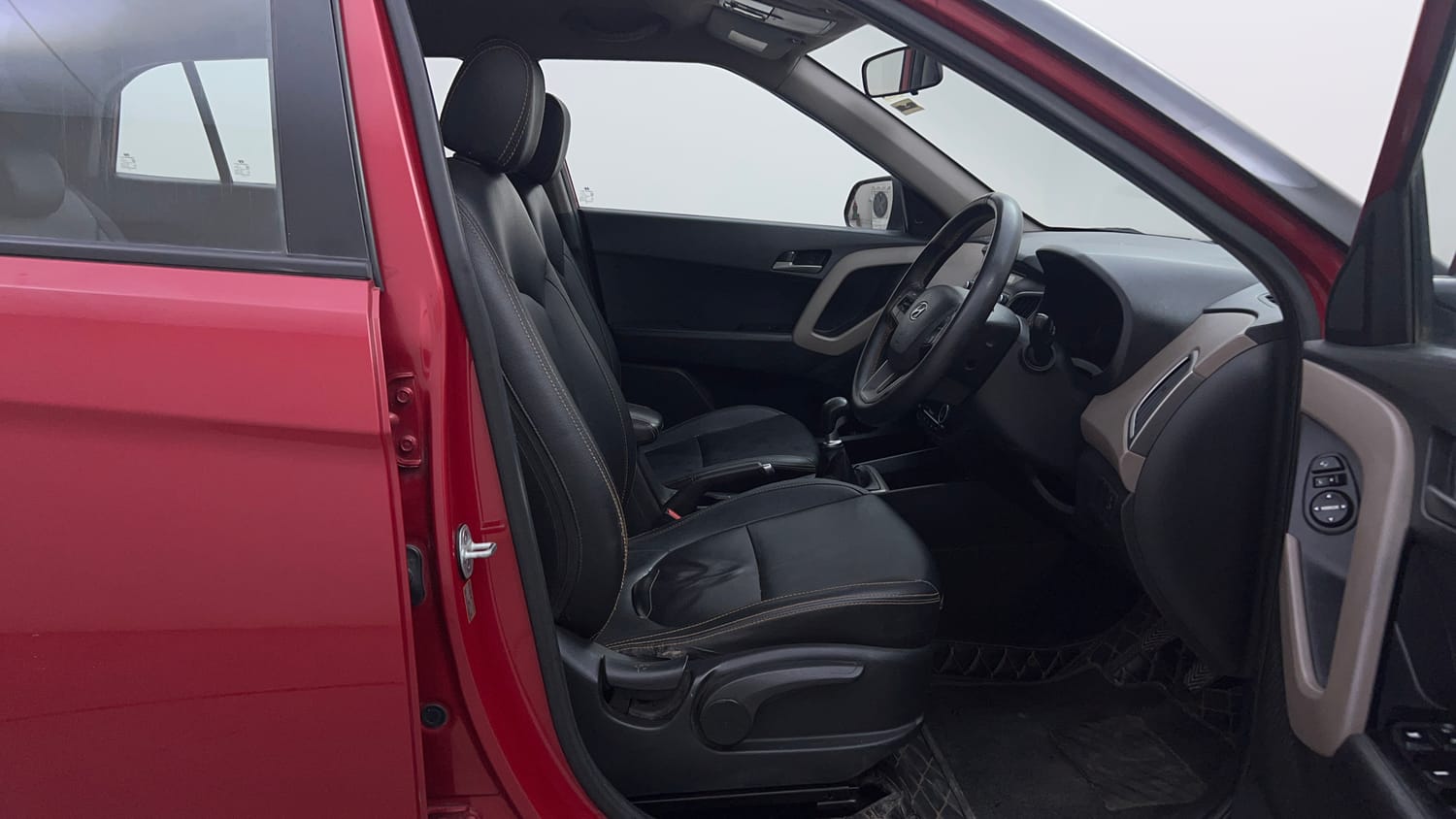 Used 2016 Hyundai Creta 1.6 SX Plus Diesel Manual interior RIGHT SIDE FRONT DOOR CABIN VIEW