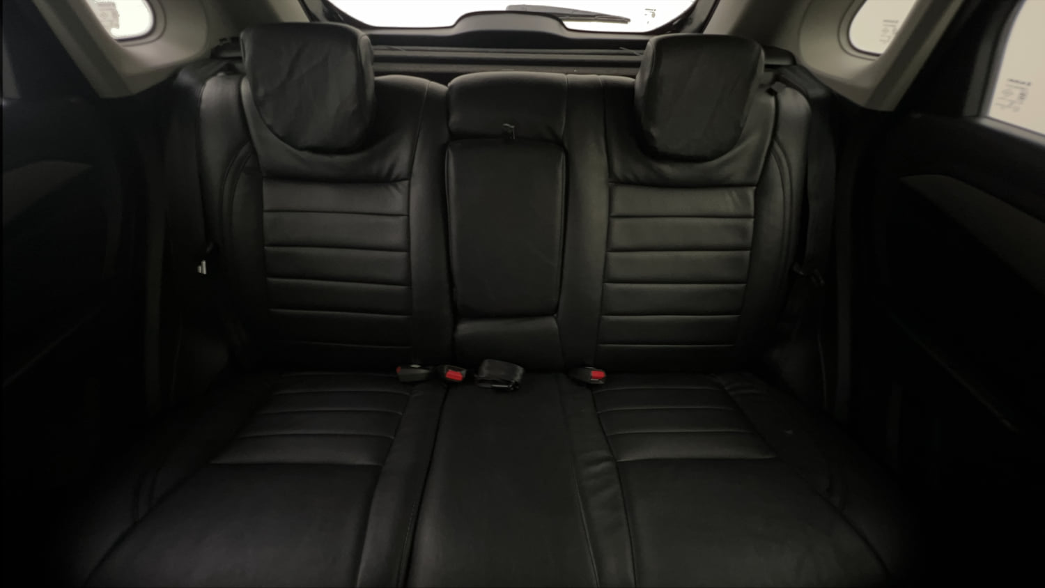 Used 2018 maruti-suzuki Vitara Brezza ZDI PLUS Dual Tone Diesel Manual interior REAR SEAT CONDITION VIEW