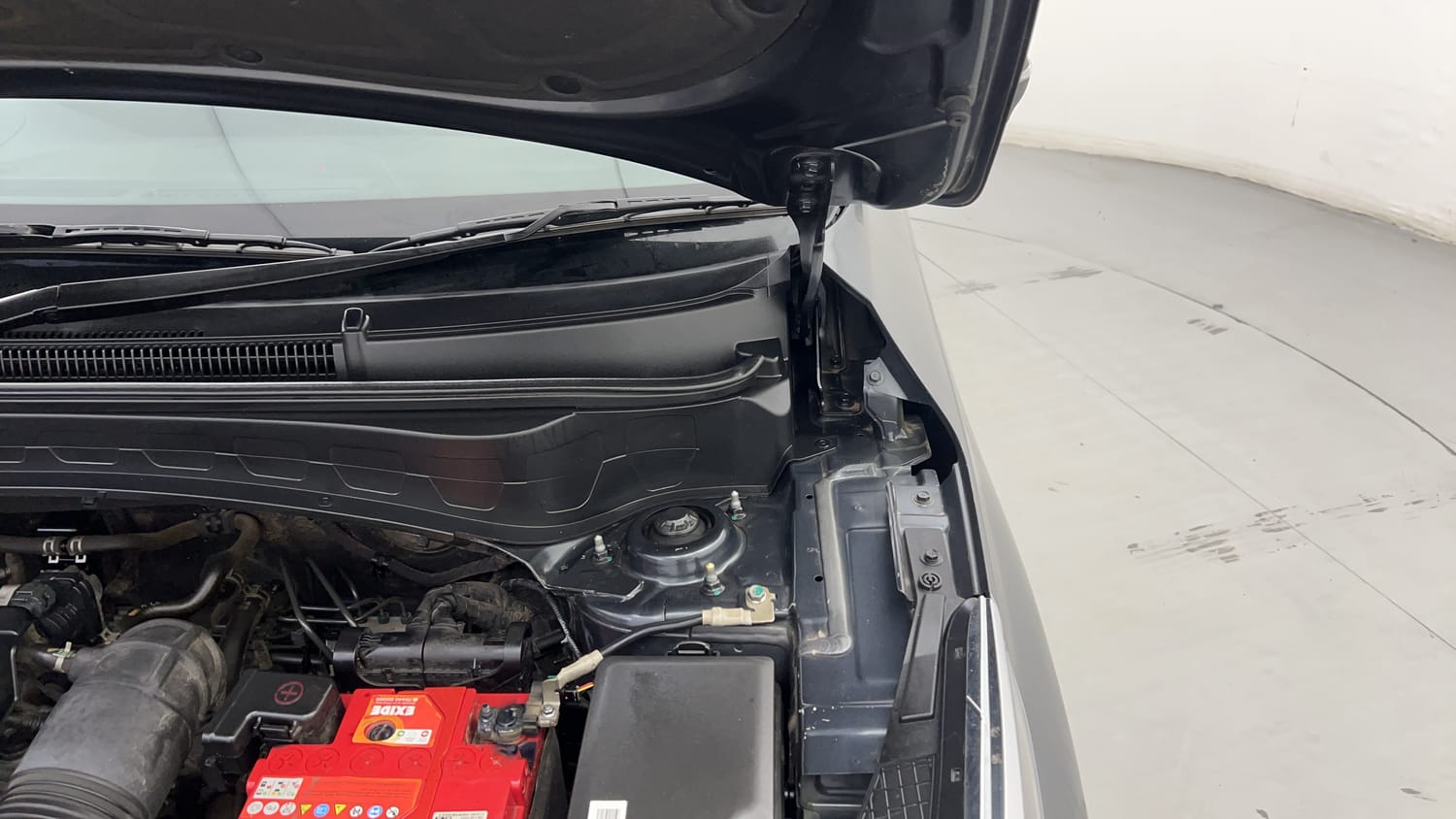 Used 2020 Kia Seltos GTX Plus DCT Petrol Automatic engine ENGINE LEFT SIDE HINGE & APRON VIEW