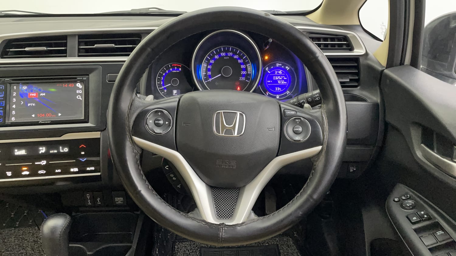 Used 2022 Honda Jazz ZX CVT Petrol Automatic interior STEERING VIEW