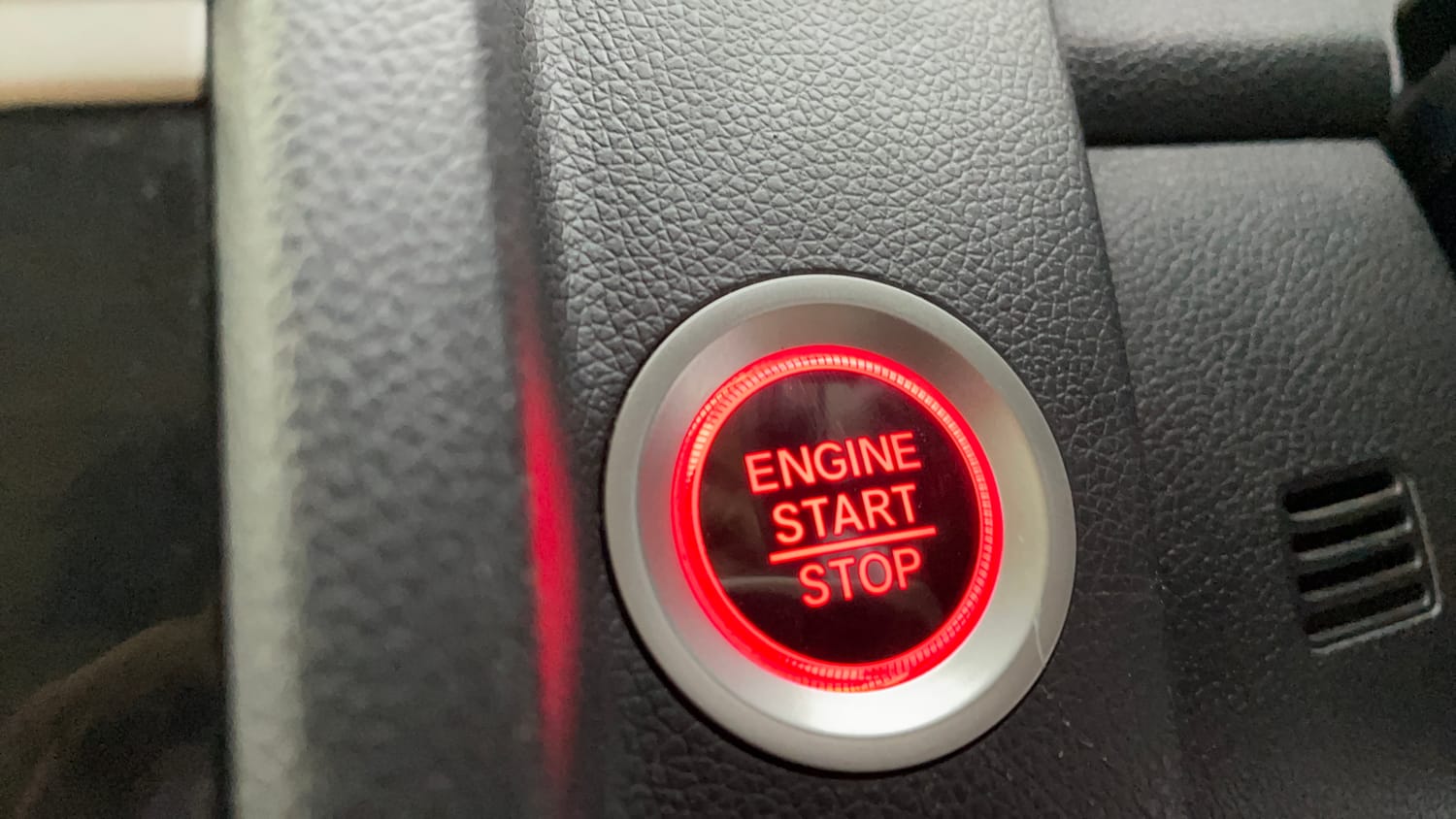 Used 2022 Honda Jazz ZX CVT Petrol Automatic top_features Keyless start