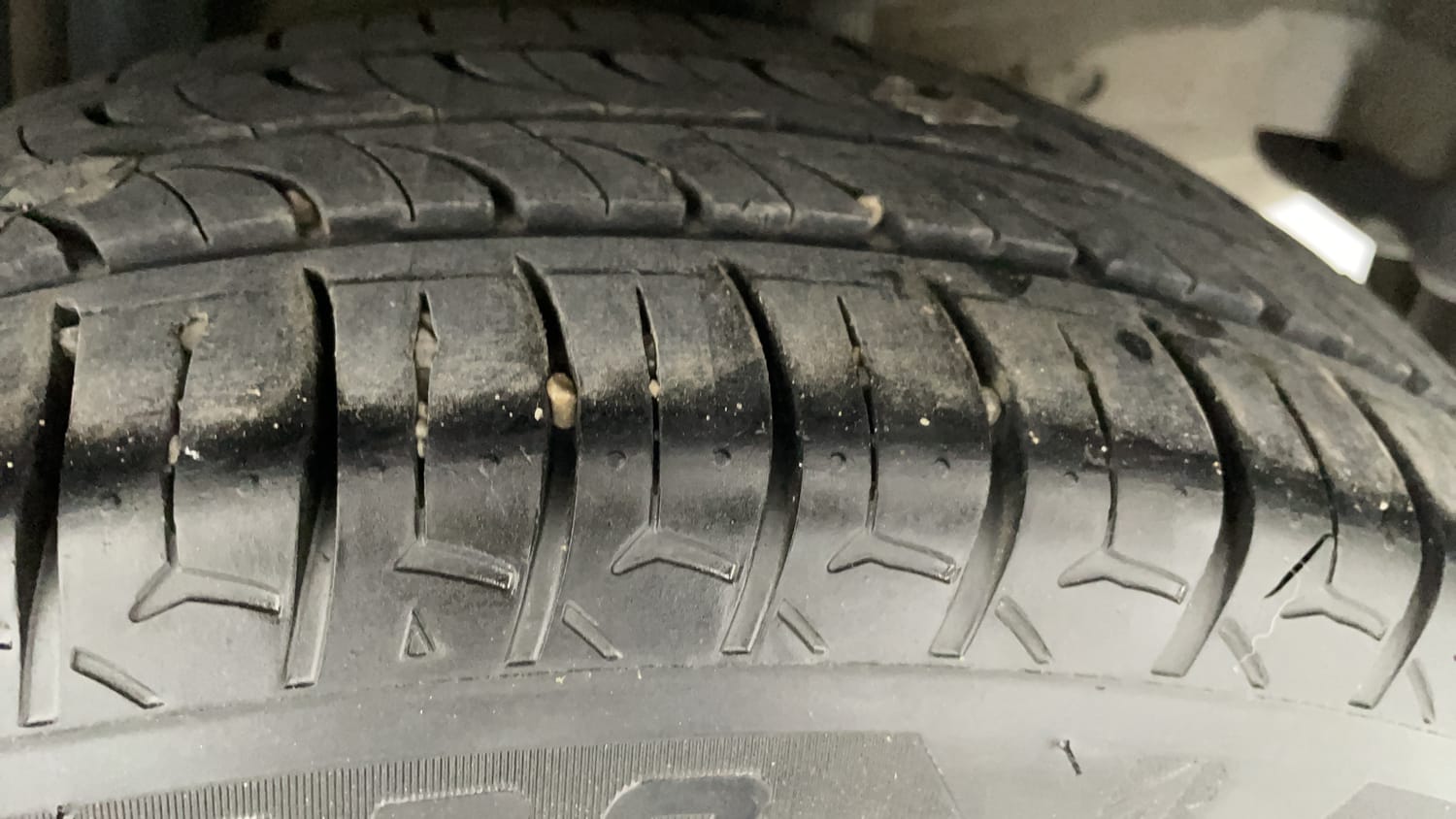 Used 2022 Honda Jazz ZX CVT Petrol Automatic tyres LEFT REAR TYRE TREAD VIEW