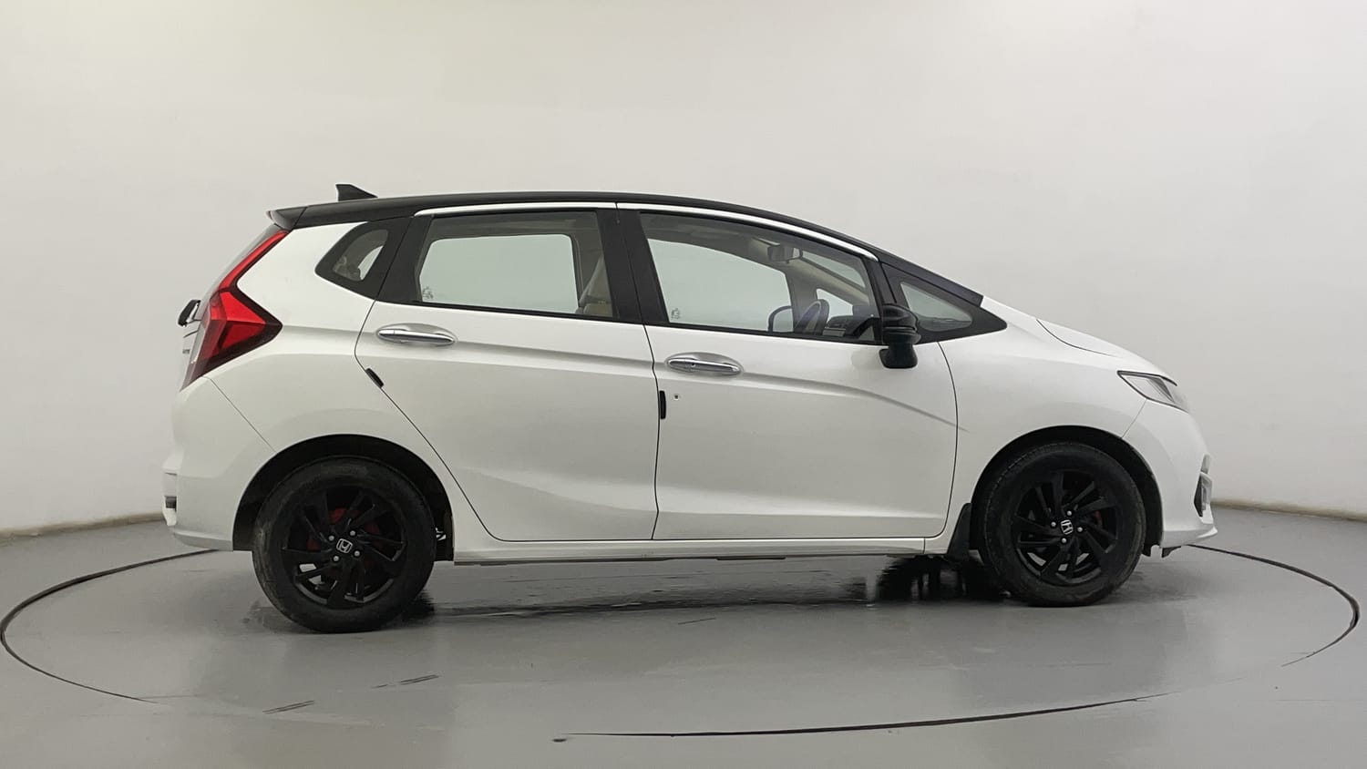 Used 2022 Honda Jazz ZX CVT Petrol Automatic exterior RIGHT SIDE VIEW