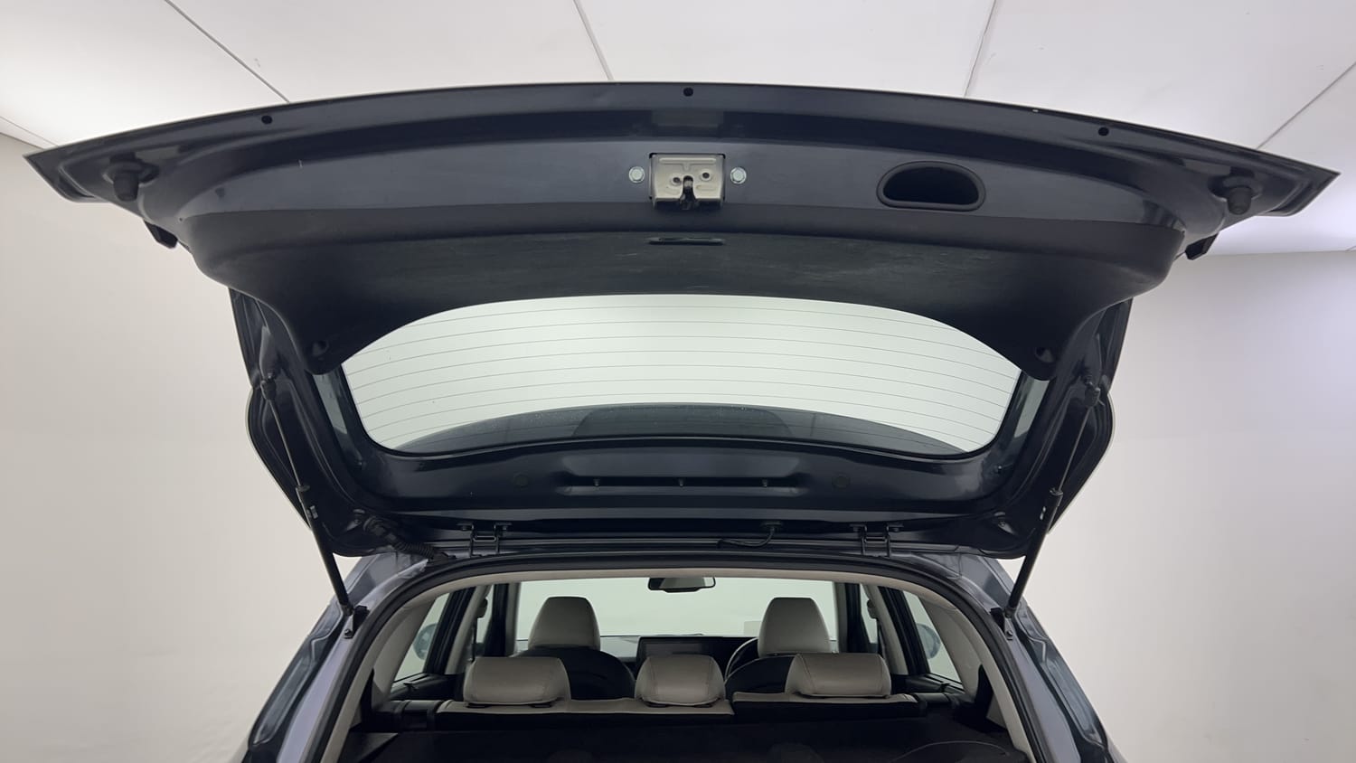 Used 2020 Kia Seltos GTX Plus DCT Petrol Automatic interior DICKY DOOR OPEN VIEW