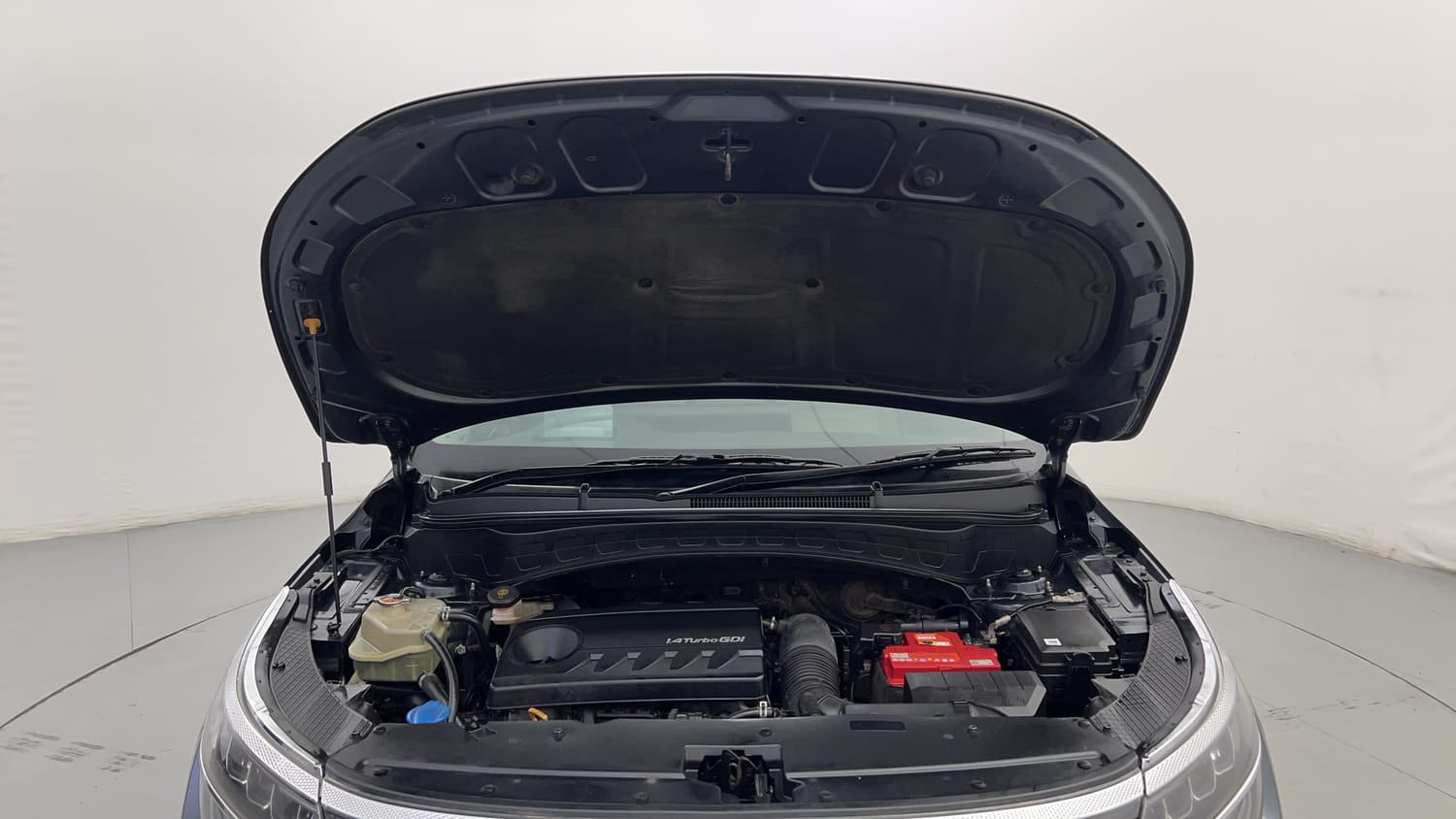 Used 2020 Kia Seltos GTX Plus DCT Petrol Automatic engine ENGINE & BONNET OPEN FRONT VIEW