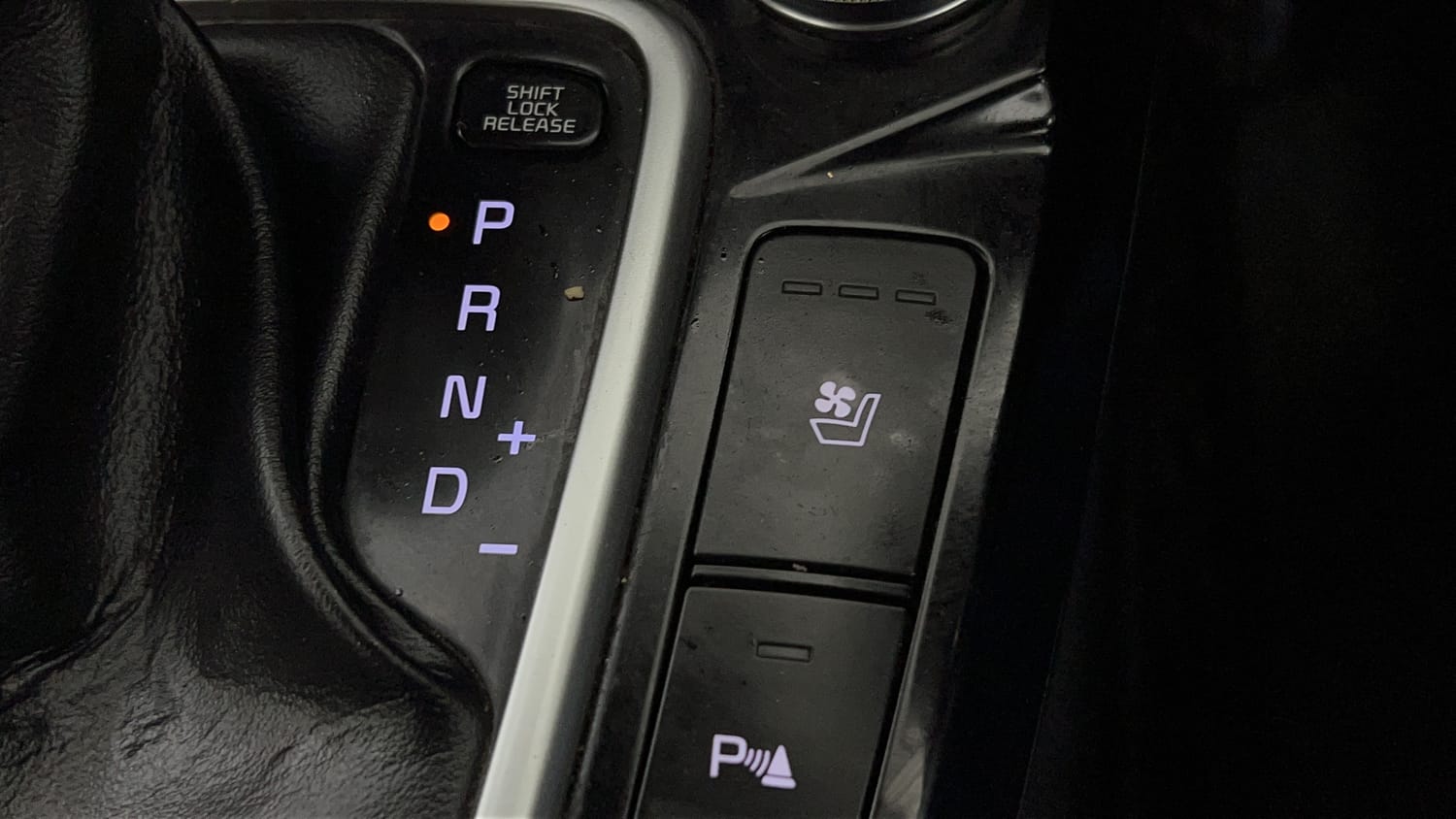 Used 2020 Kia Seltos GTX Plus DCT Petrol Automatic top_features Ventilated seats
