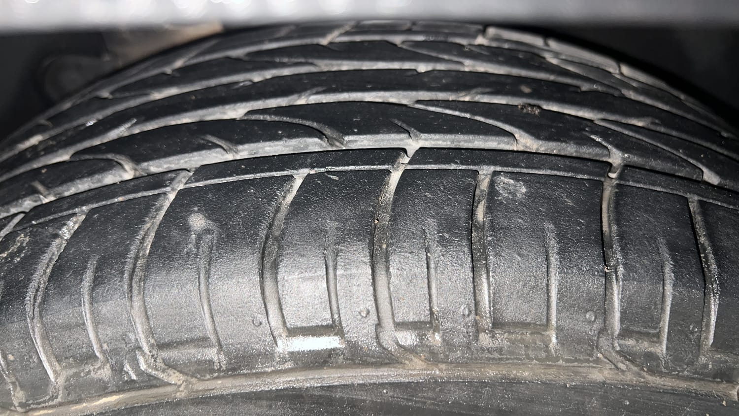 Used 2020 Kia Seltos GTX Plus DCT Petrol Automatic tyres RIGHT REAR TYRE TREAD VIEW