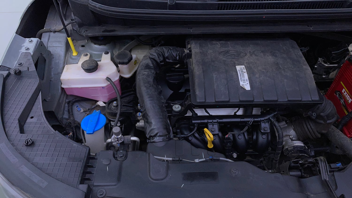 Used 2023 Hyundai Exter SX(O) Connect 1.2 Petrol MT Dual Tone Petrol Manual engine ENGINE RIGHT SIDE VIEW