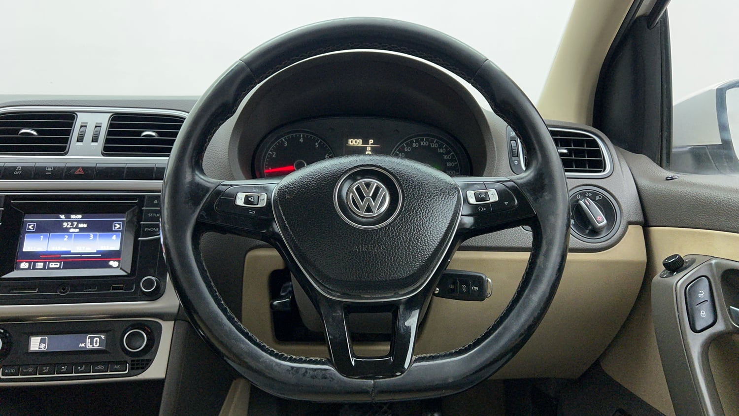 Used 2017 Volkswagen Vento 1.2L Highline Petrol AT Petrol Automatic interior STEERING VIEW