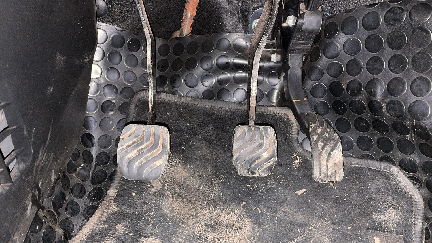 Used 2022 Renault Triber RXZ Petrol Manual interior PEDALS VIEW
