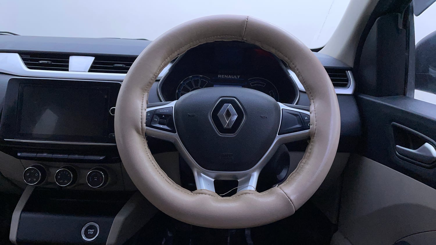 Used 2022 Renault Triber RXZ Petrol Manual interior STEERING VIEW