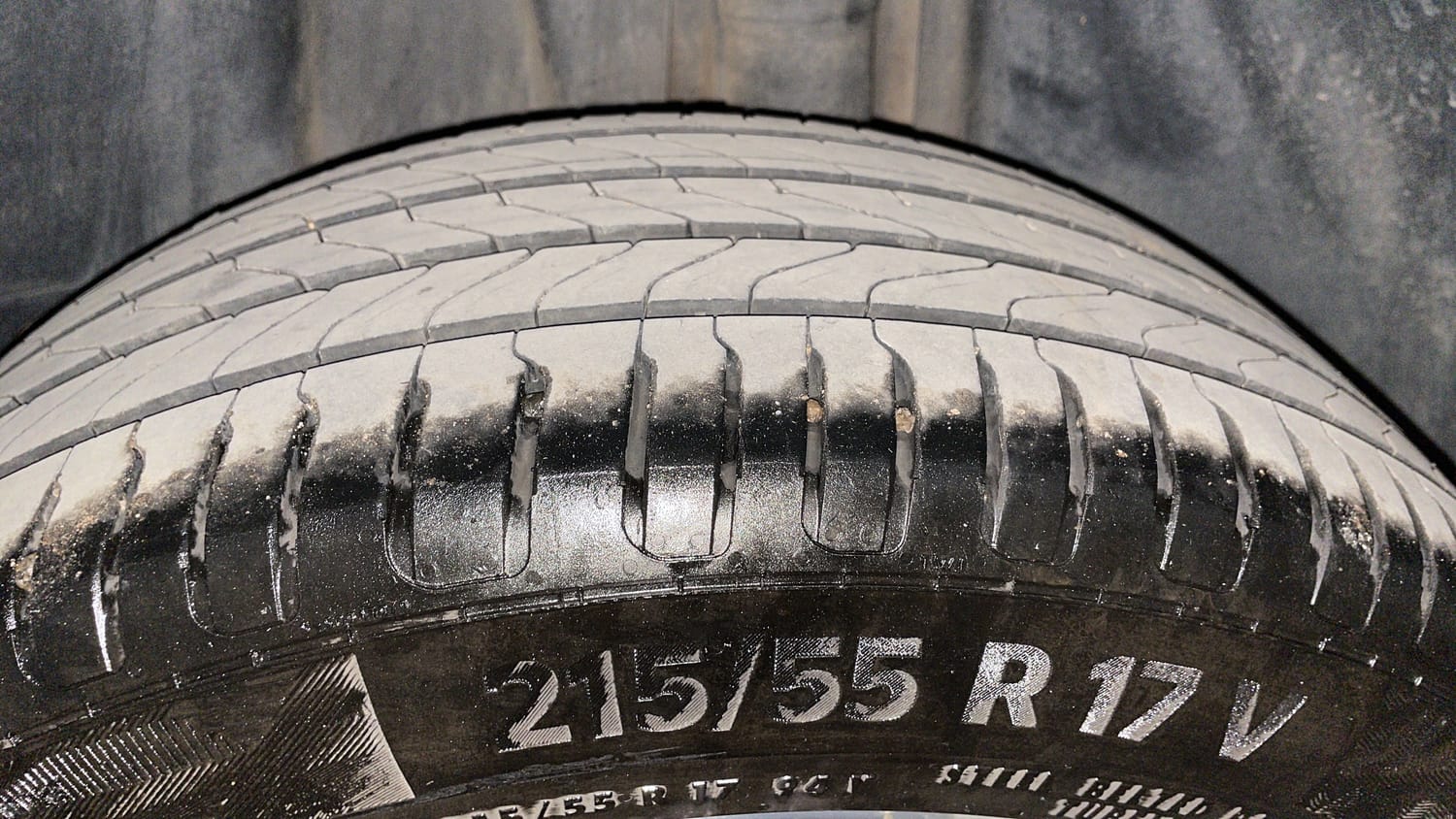 Used 2022 Volkswagen T-Roc [2019-2021] 1.5 TSI DSG Petrol Automatic tyres LEFT REAR TYRE TREAD VIEW
