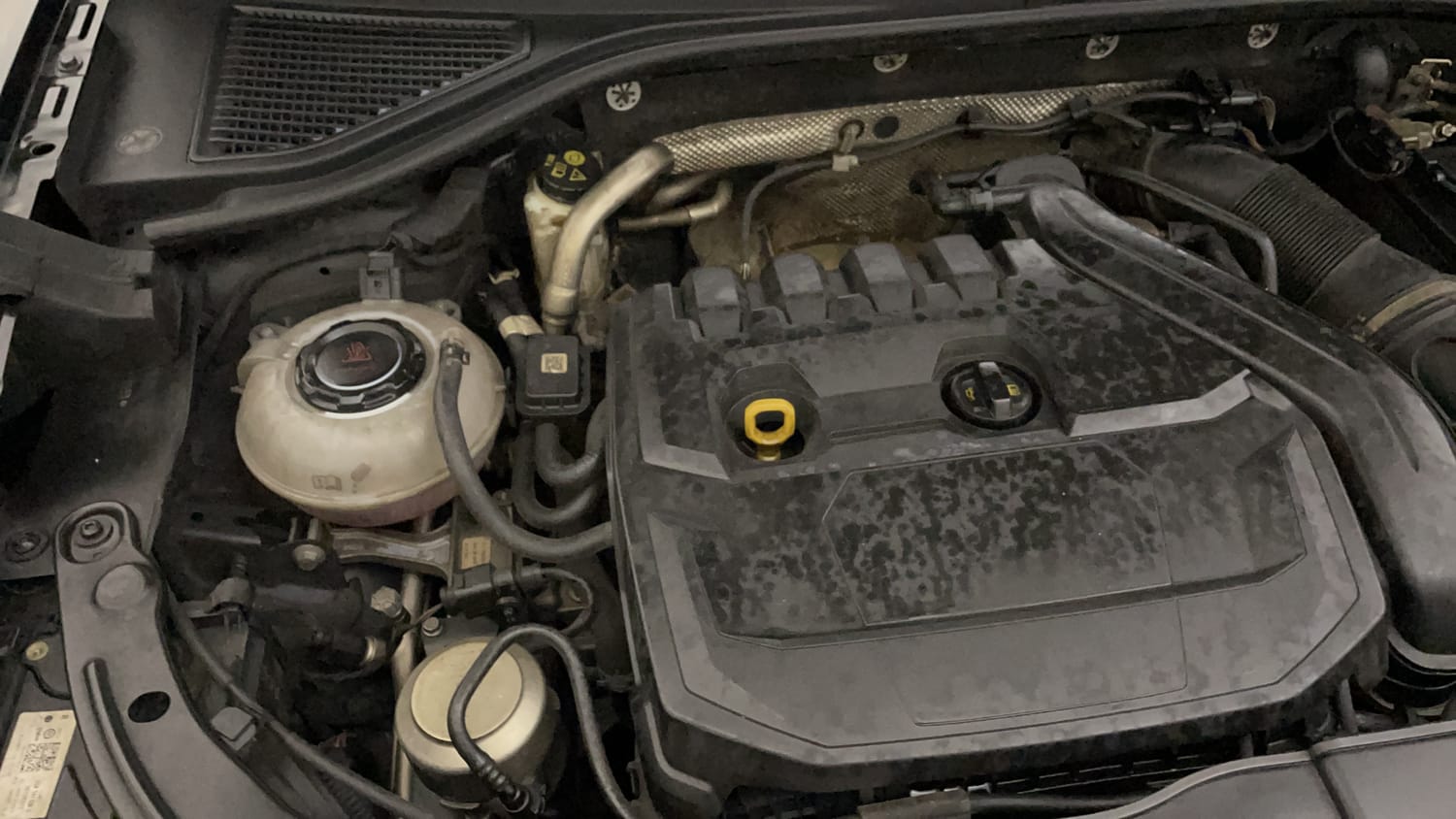 Used 2022 Volkswagen T-Roc [2019-2021] 1.5 TSI DSG Petrol Automatic engine ENGINE RIGHT SIDE VIEW