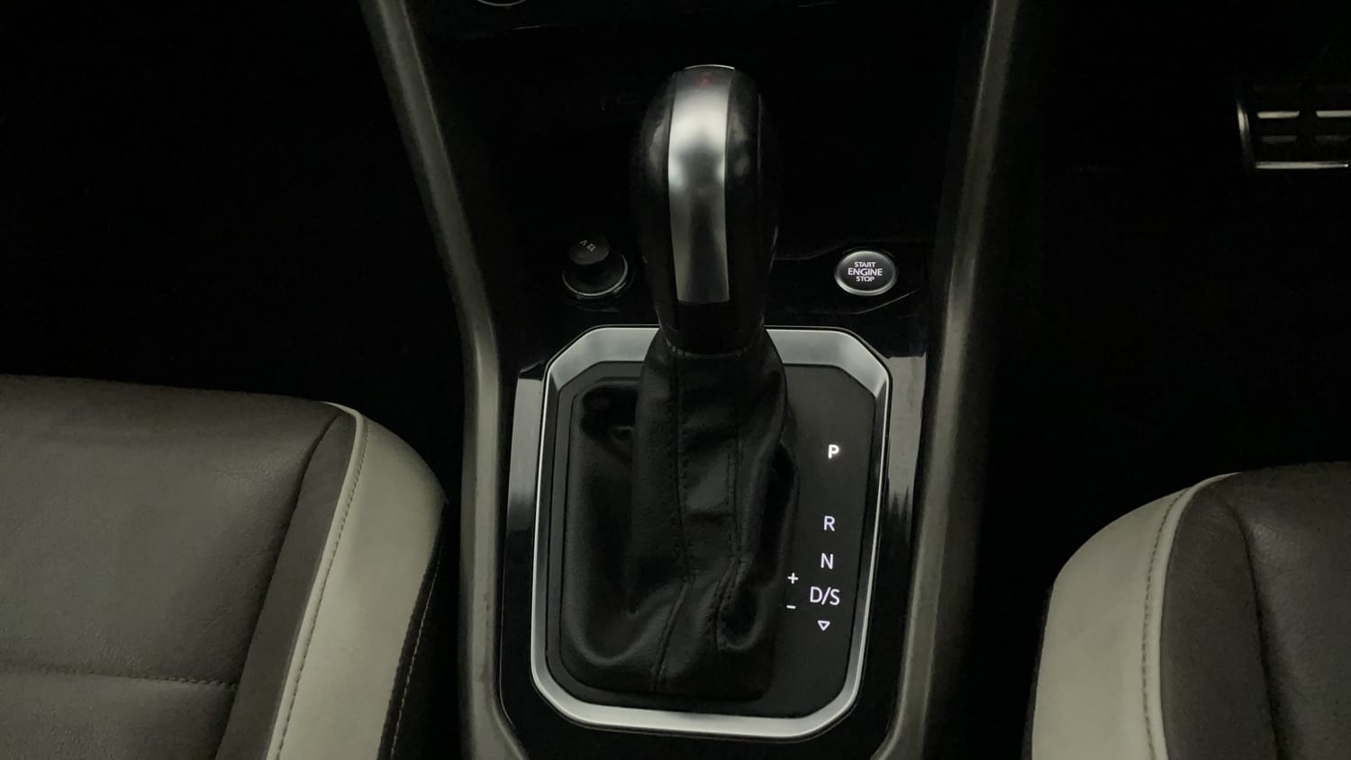 Used 2022 Volkswagen T-Roc [2019-2021] 1.5 TSI DSG Petrol Automatic interior GEAR  KNOB VIEW