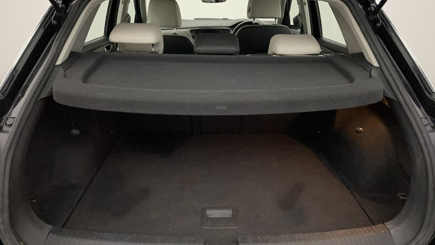 Used 2022 Volkswagen T-Roc [2019-2021] 1.5 TSI DSG Petrol Automatic interior DICKY INSIDE VIEW