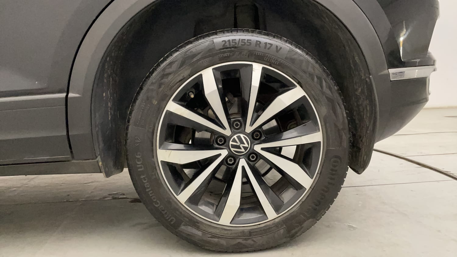 Used 2022 Volkswagen T-Roc [2019-2021] 1.5 TSI DSG Petrol Automatic tyres LEFT REAR TYRE RIM VIEW