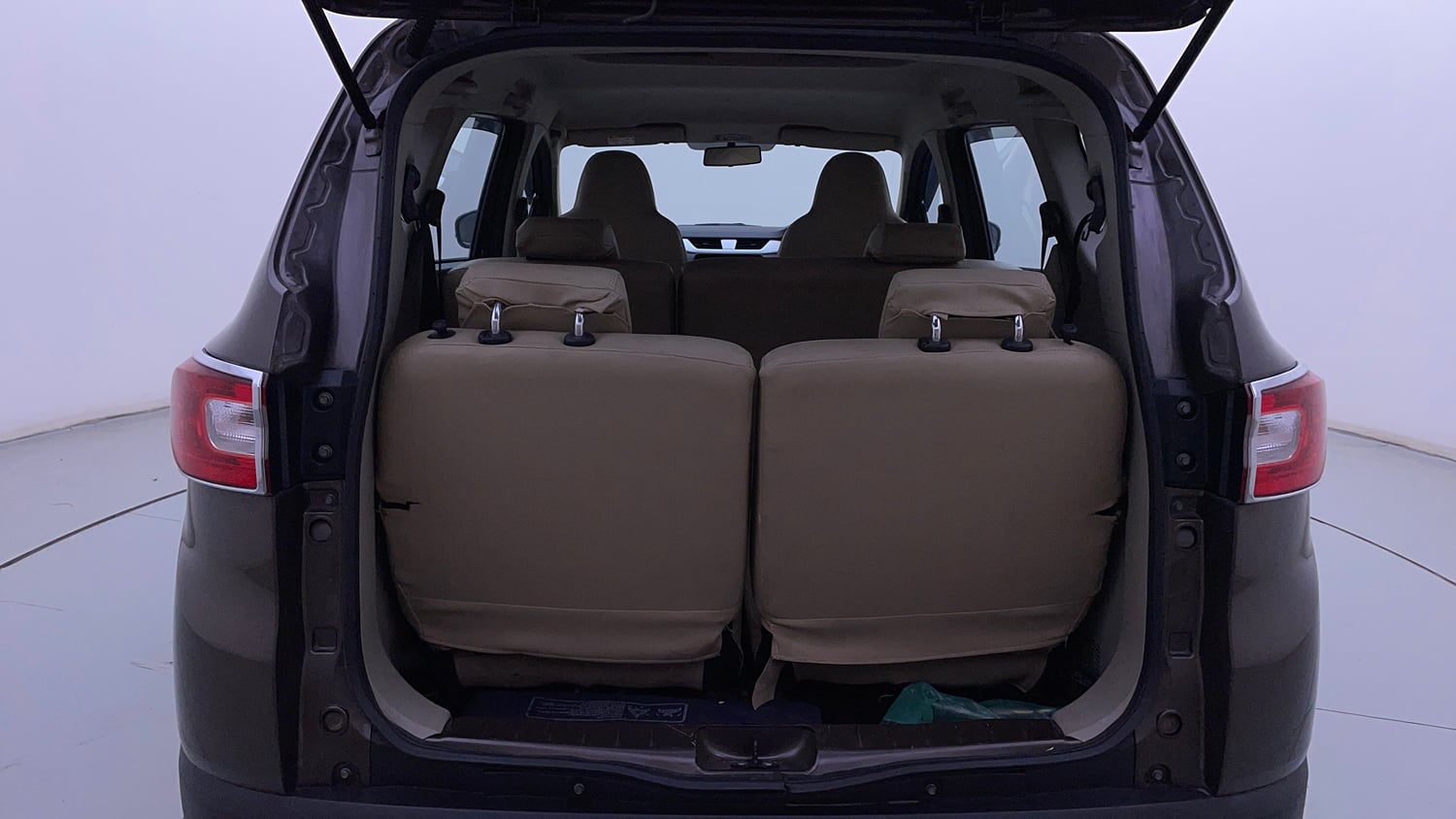Used 2022 Renault Triber RXZ Petrol Manual interior DICKY INSIDE VIEW