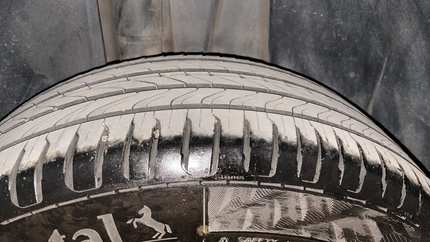 Used 2022 Volkswagen T-Roc [2019-2021] 1.5 TSI DSG Petrol Automatic tyres RIGHT REAR TYRE TREAD VIEW