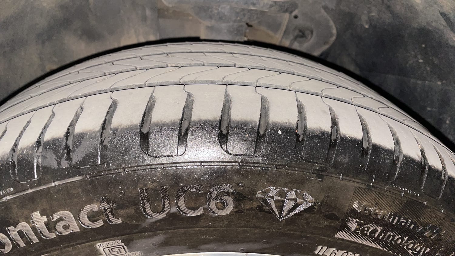 Used 2022 Volkswagen T-Roc [2019-2021] 1.5 TSI DSG Petrol Automatic tyres LEFT FRONT TYRE TREAD VIEW